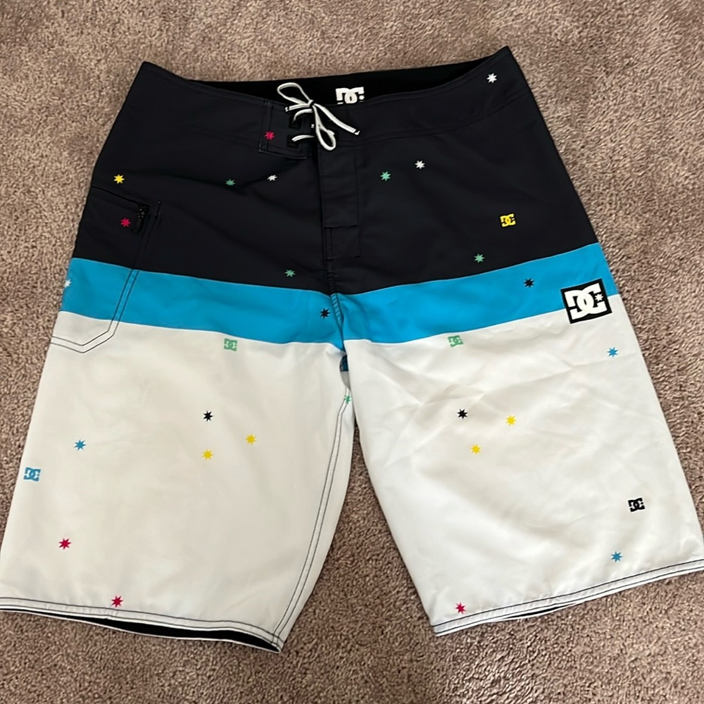 Men’s swim shorts